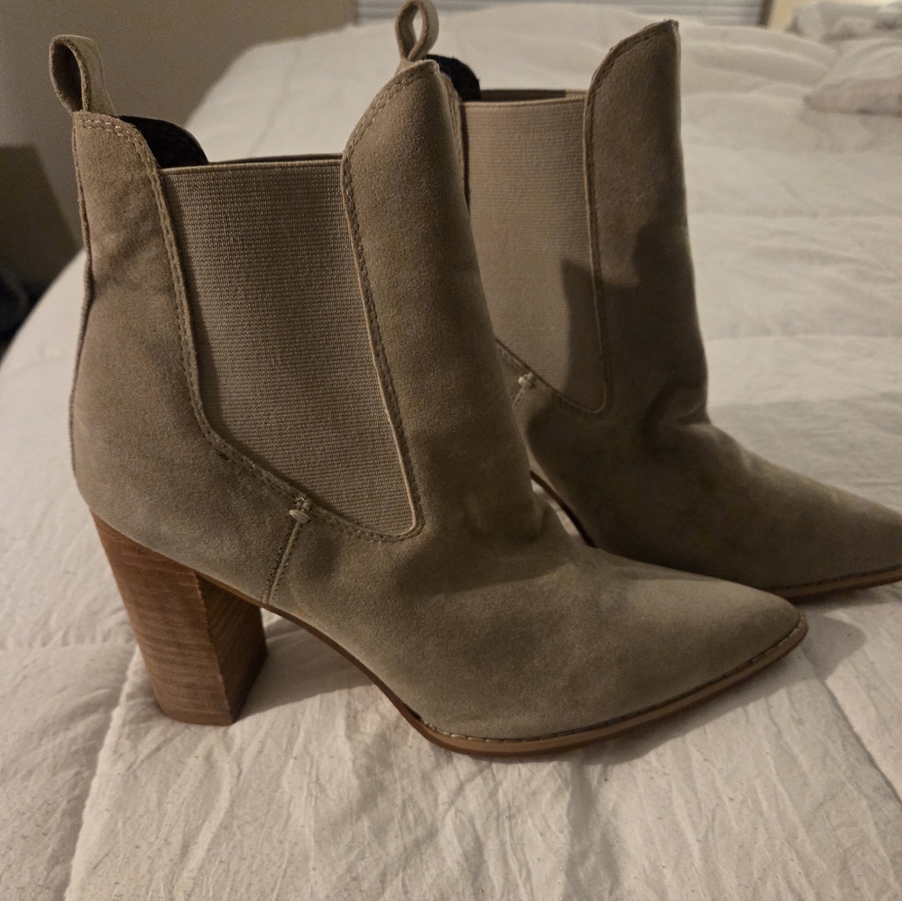Oasis Society Taupe Heeled Bootie